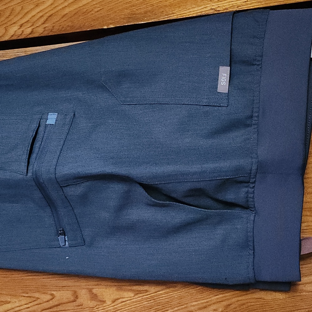 Scrub pants
